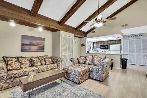 Casa en alquiler en Weeki Wachee, Florida, 3 dormitorios, 116.96 m2 № 1603151 - foto 7