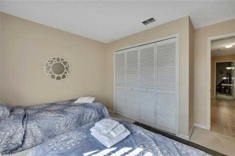 Casa en alquiler en Weeki Wachee, Florida, 3 dormitorios, 116.96 m2 № 1603151 - foto 26