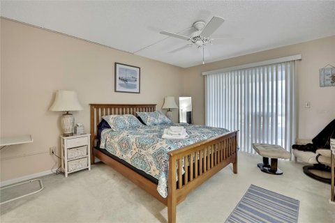 Casa en alquiler en Weeki Wachee, Florida, 3 dormitorios, 116.96 m2 № 1603151 - foto 13