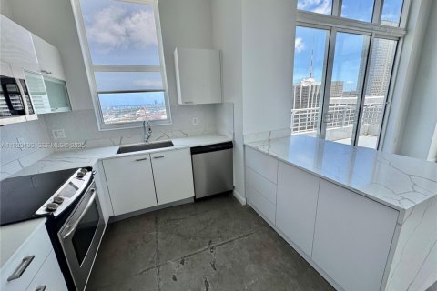 Condominio en venta en Miami, Florida, 2 dormitorios, 96.25 m2 № 1982581 - foto 2