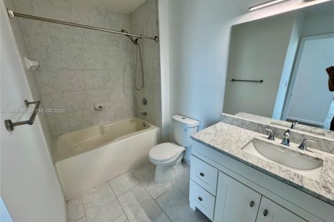 Condominio en venta en Miami, Florida, 2 dormitorios, 96.25 m2 № 1982581 - foto 6
