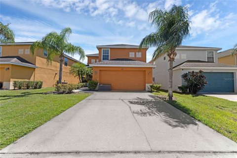 House in Kissimmee, Florida 4 bedrooms, 189.33 sq.m. № 2214010