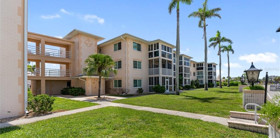 Condo in Venice, Florida, 2 bedrooms  № 1853582