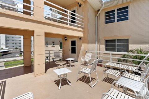 Condo in Venice, Florida, 2 bedrooms  № 1853582 - photo 28
