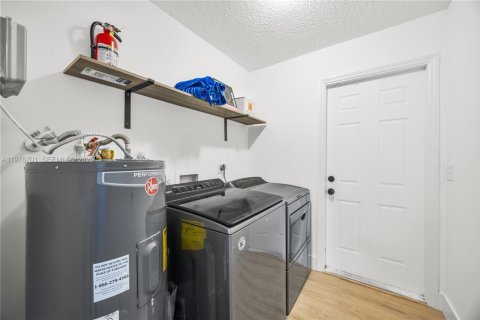 Купить виллу или дом в Делрей-Бич, Флорида 4 спальни, 134.52м2, № 2040873 - фото 25