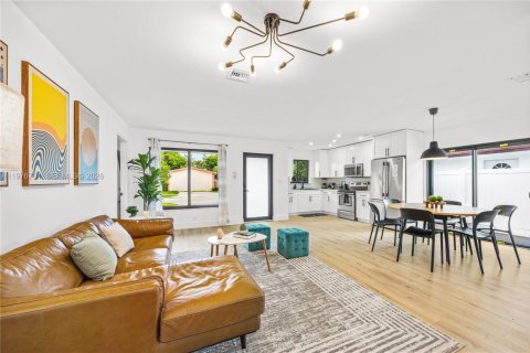 Купить виллу или дом в Делрей-Бич, Флорида 4 спальни, 134.52м2, № 2040873 - фото 13