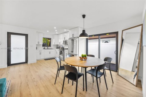 Купить виллу или дом в Делрей-Бич, Флорида 4 спальни, 134.52м2, № 2040873 - фото 8