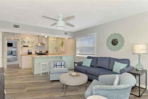 Снять в аренду кондоминиум в Энглвуд, Флорида 2 спальни, 130.25м2, № 1446054 - фото 11