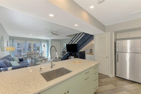 Снять в аренду кондоминиум в Энглвуд, Флорида 2 спальни, 130.25м2, № 1446054 - фото 21