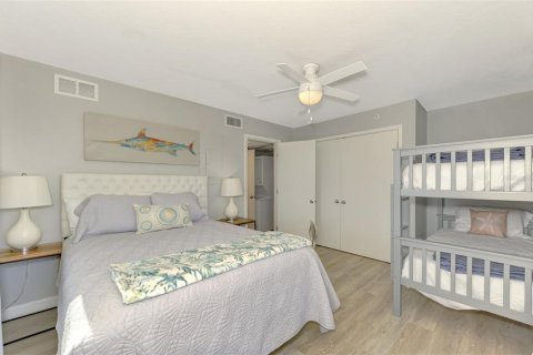 Снять в аренду кондоминиум в Энглвуд, Флорида 2 спальни, 130.25м2, № 1446054 - фото 26