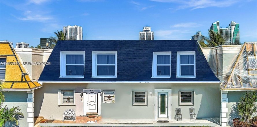 Condo in Hallandale Beach, Florida, 3 bedrooms № 2264183