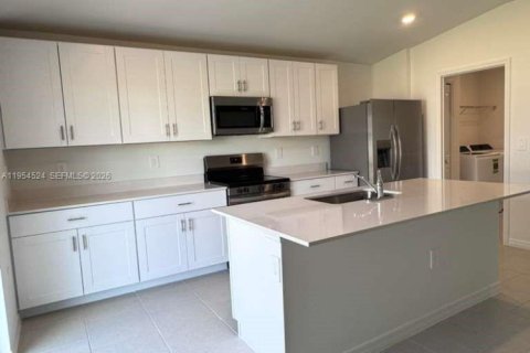 Villa ou maison à louer à Fort Myers, Floride: 3 chambres № 2008361 - photo 3