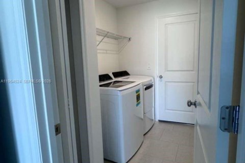 Villa ou maison à louer à Fort Myers, Floride: 3 chambres № 2008361 - photo 7