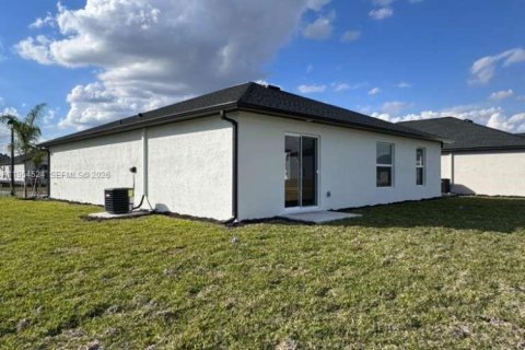Villa ou maison à louer à Fort Myers, Floride: 3 chambres № 2008361 - photo 22