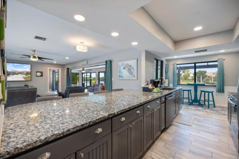 Villa ou maison à vendre à Punta Gorda, Floride: 3 chambres, 159.51 m2 № 2149328 - photo 10