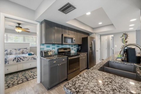 Villa ou maison à vendre à Punta Gorda, Floride: 3 chambres, 159.51 m2 № 2149328 - photo 12