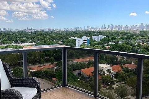 Condo in Miami, Florida, 2 bedrooms  № 1896625 - photo 7