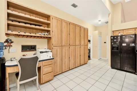 Купить виллу или дом в Нью-Порт-Ричи, Флорида 7 комнат, 219.16м2, № 2289953 - фото 24