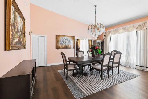 Villa ou maison à vendre à Winter Springs, Floride: 7 chambres, 1146.32 m2 № 2211247 - photo 12