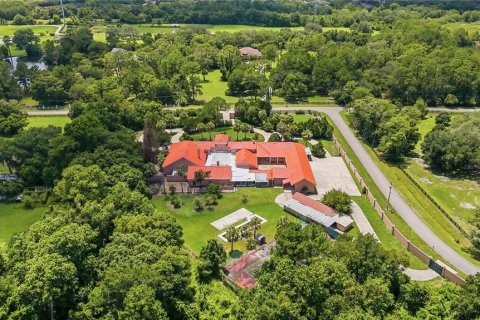 Villa ou maison à vendre à Winter Springs, Floride: 7 chambres, 1146.32 m2 № 2211247 - photo 5