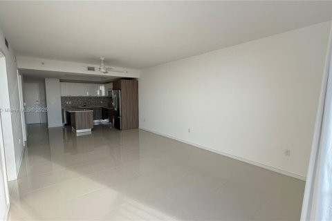 Condo in Doral, Florida, 1 bedroom  № 1949594 - photo 11