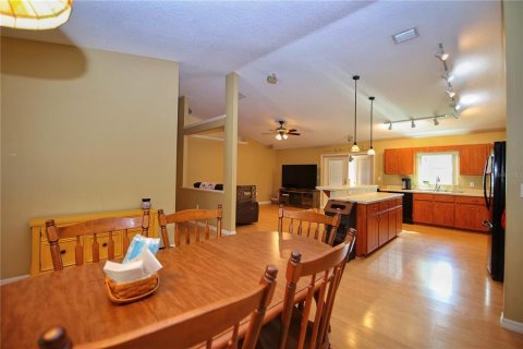 House in Edgewater, Florida 4 bedrooms, 169.18 sq.m. № 1837762 - photo 4