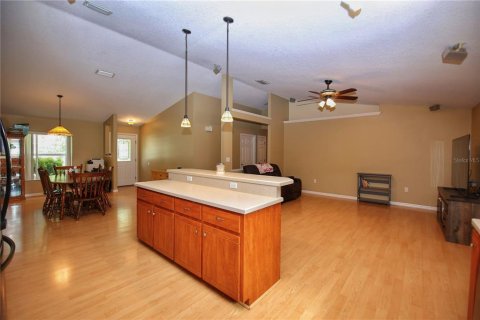 House in Edgewater, Florida 4 bedrooms, 169.18 sq.m. № 1837762 - photo 7