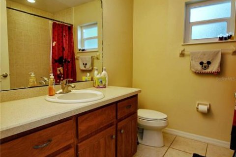 House in Edgewater, Florida 4 bedrooms, 169.18 sq.m. № 1837762 - photo 19