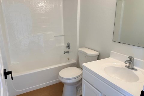 Casa en venta en Winter Haven, Florida, 4 dormitorios, 283.35 m2 № 2202774 - foto 18