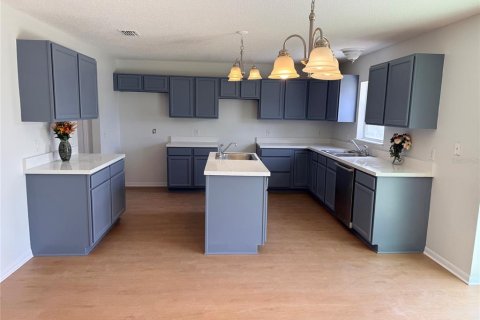 Casa en venta en Winter Haven, Florida, 4 dormitorios, 283.35 m2 № 2202774 - foto 4