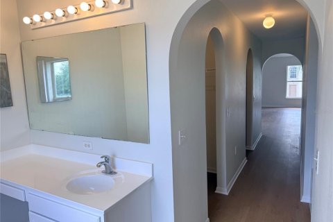 Casa en venta en Winter Haven, Florida, 4 dormitorios, 283.35 m2 № 2202774 - foto 11