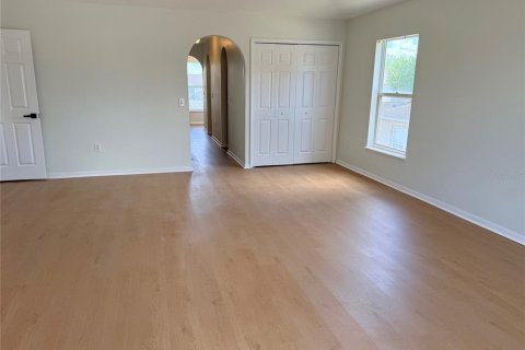 Casa en venta en Winter Haven, Florida, 4 dormitorios, 283.35 m2 № 2202774 - foto 10