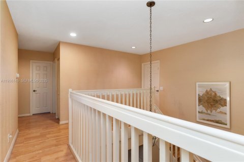 Villa ou maison à vendre à Weston, Floride: 5 chambres, 273.23 m2 № 1994270 - photo 25