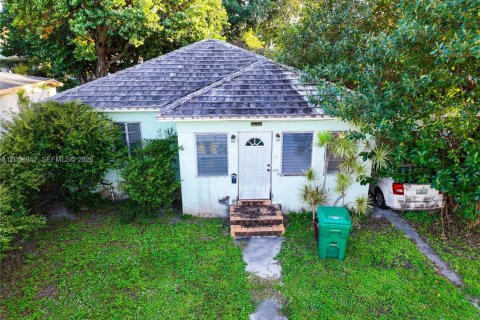 Casa en venta en Miami, Florida, 3 dormitorios, 115.38 m2 № 2264482 - foto 3