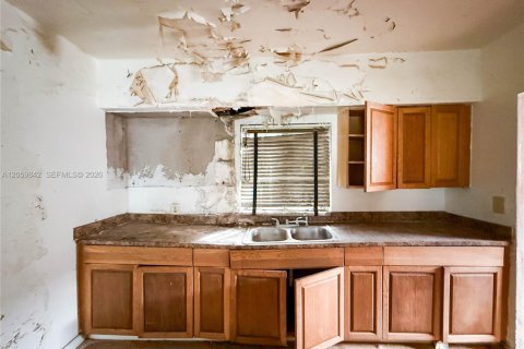 Casa en venta en Miami, Florida, 3 dormitorios, 115.38 m2 № 2264482 - foto 11