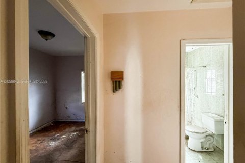 Casa en venta en Miami, Florida, 3 dormitorios, 115.38 m2 № 2264482 - foto 12