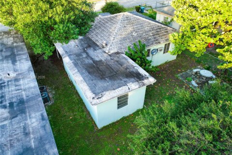 Casa en venta en Miami, Florida, 3 dormitorios, 115.38 m2 № 2264482 - foto 27