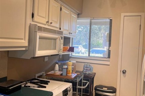 Townhouse in Palm Coast, Florida 2 bedrooms, 104.7 sq.m. № 2142835 - photo 6