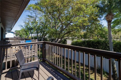 Townhouse in Port Orange, Florida 2 bedrooms, 107.4 sq.m. № 2195606 - photo 16