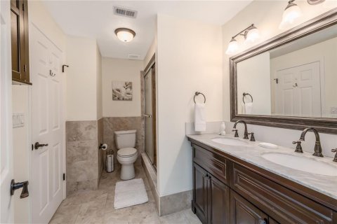 Townhouse in Port Orange, Florida 2 bedrooms, 107.4 sq.m. № 2195606 - photo 17