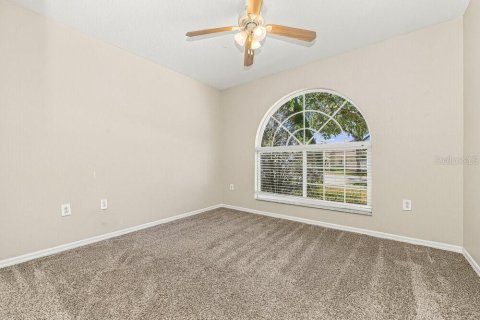 Villa ou maison à louer à Riverview, Floride: 3 chambres, 140.84 m2 № 2436664 - photo 14