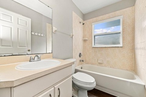 Villa ou maison à louer à Riverview, Floride: 3 chambres, 140.84 m2 № 2436664 - photo 15