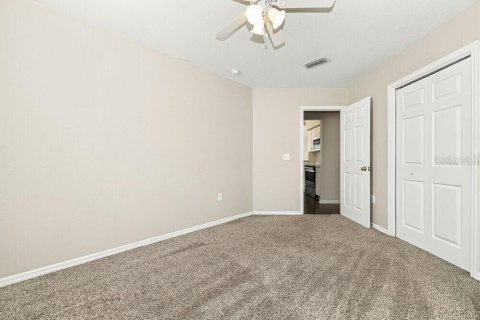 Villa ou maison à louer à Riverview, Floride: 3 chambres, 140.84 m2 № 2436664 - photo 13