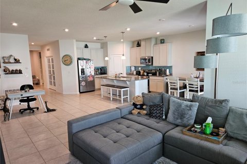 House in ASTONIA in Davenport, Florida 3 bedrooms, 189.89 sq.m. № 1913716 - photo 15