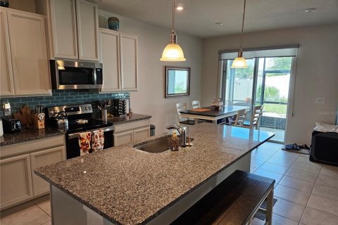 House in ASTONIA in Davenport, Florida 3 bedrooms, 189.89 sq.m. № 1913716 - photo 10