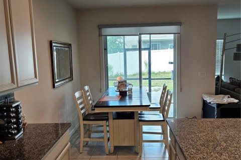 House in ASTONIA in Davenport, Florida 3 bedrooms, 189.89 sq.m. № 1913716 - photo 18