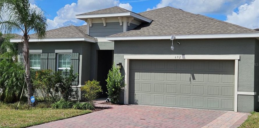 House in ASTONIA in Davenport, Florida 3 bedrooms, 189.89 sq.m. № 1913716