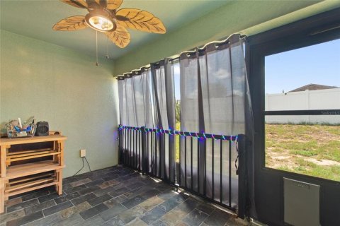 House in Haines City, Florida 3 bedrooms, 151.62 sq.m. № 1876414 - photo 25