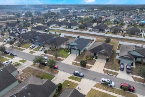 House in Haines City, Florida 3 bedrooms, 151.62 sq.m. № 1876414 - photo 27
