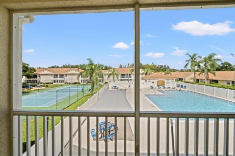 Condo in Kissimmee, Florida, 3 bedrooms  № 1403939 - photo 25